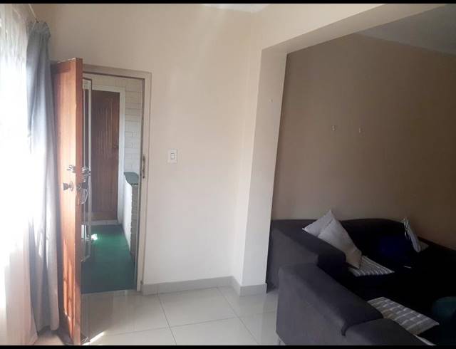 2 BEDROOM APARTMENT FOR SALE IN MONTCLAIR